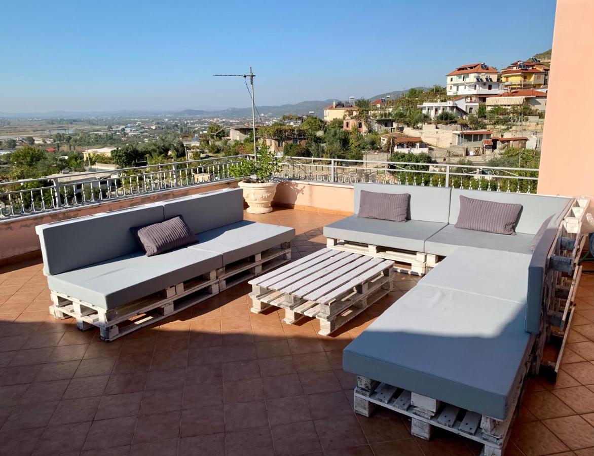 Guesthouse Villa Rosa Berat Bagian luar foto