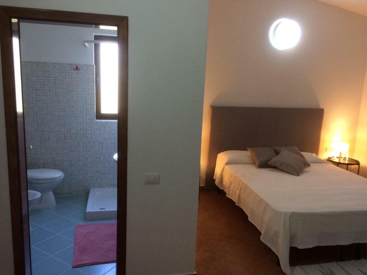 Guesthouse Villa Rosa Berat Bagian luar foto